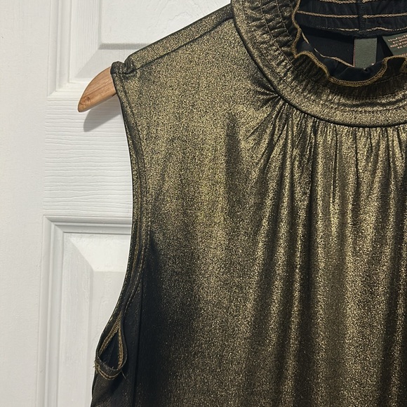 SRRE NADE sleeveless top.  Size L - Picture 2 of 5